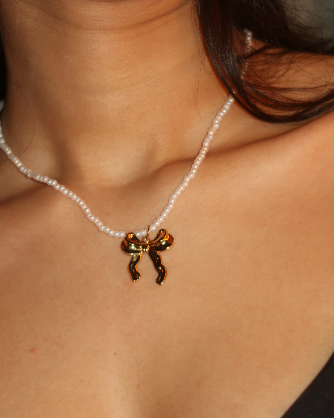 Bow Pearl Necklace