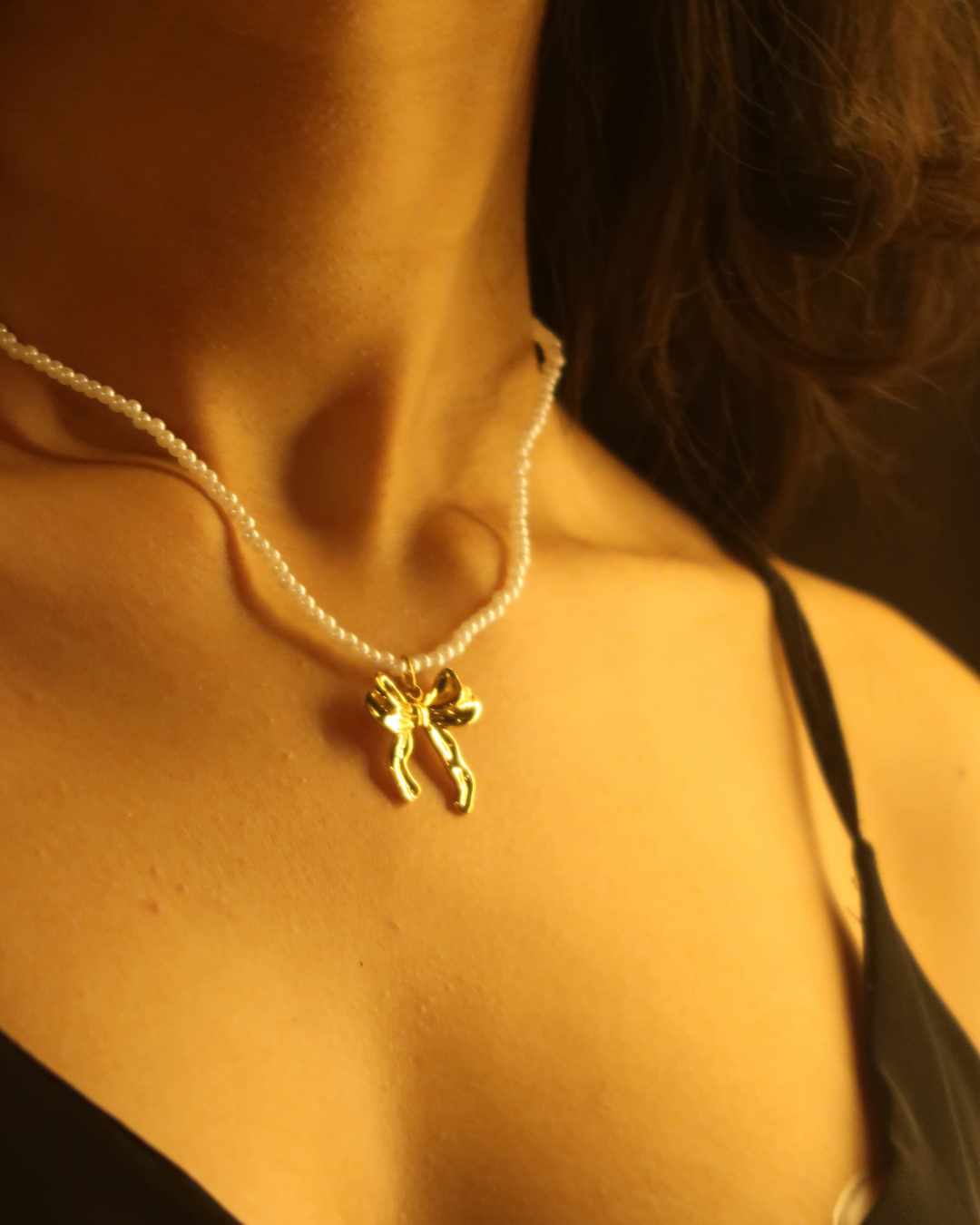 Bow Pearl Necklace