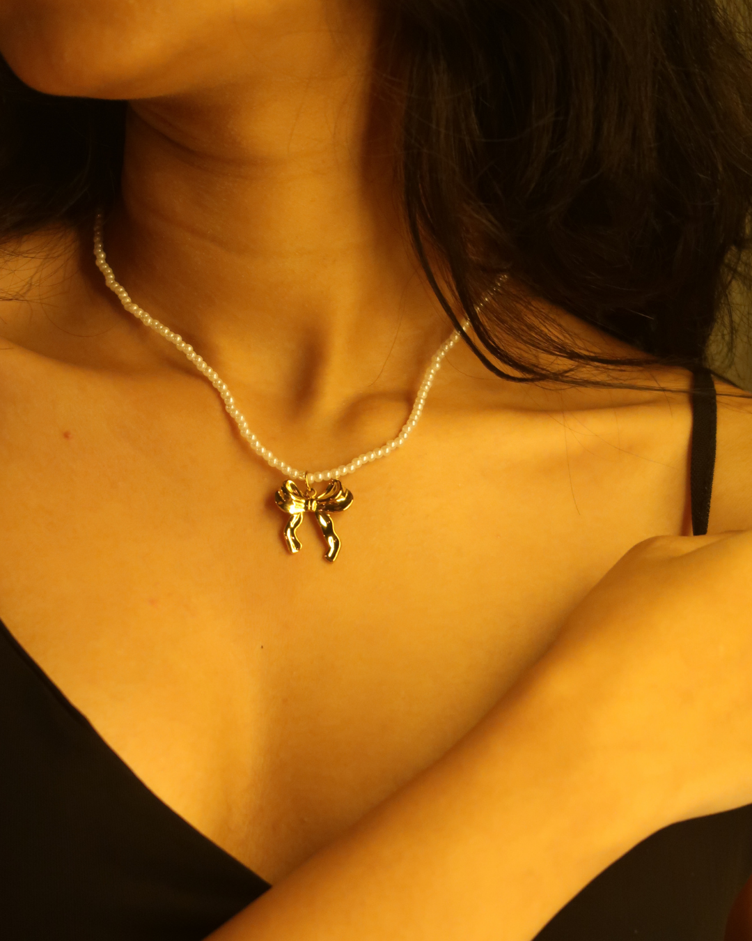 Bow Pearl Necklace