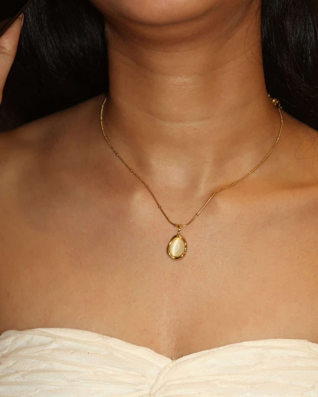 Luna Pendant