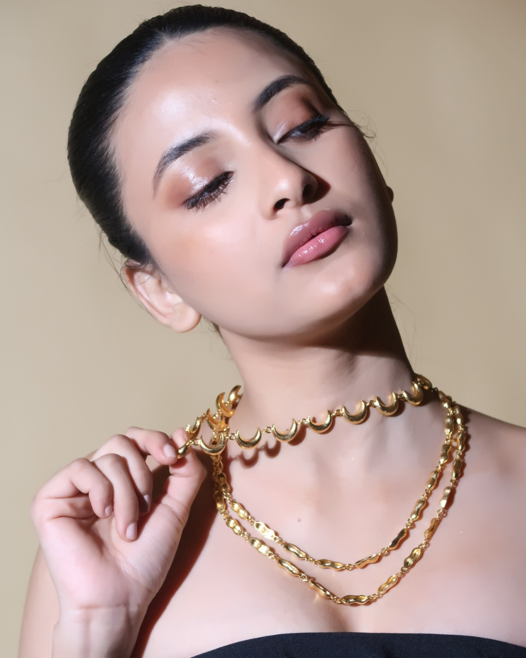 Mona Necklace