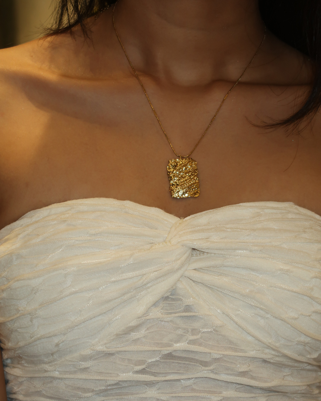 Sandy Swirl Pendant