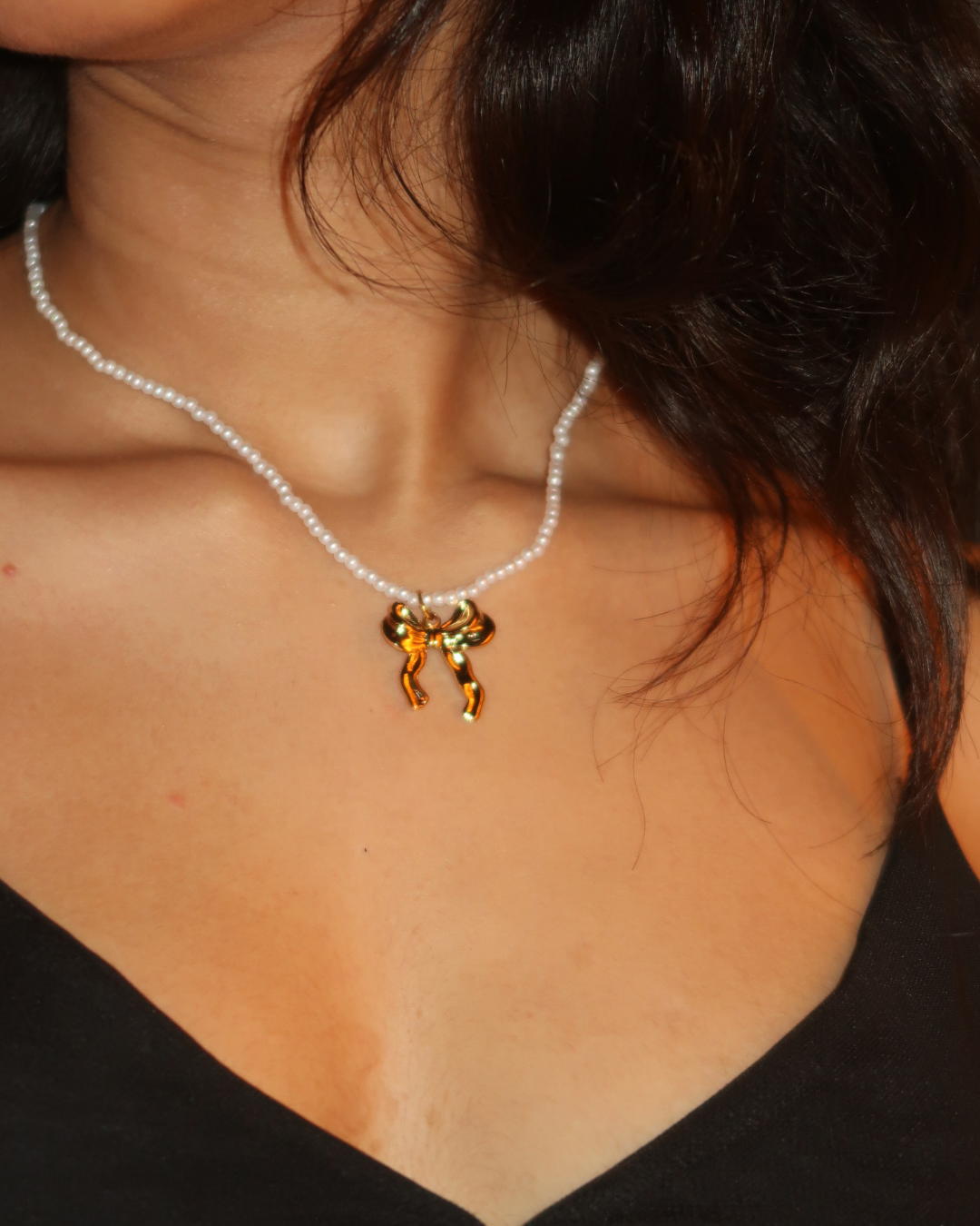 Bow Pearl Necklace