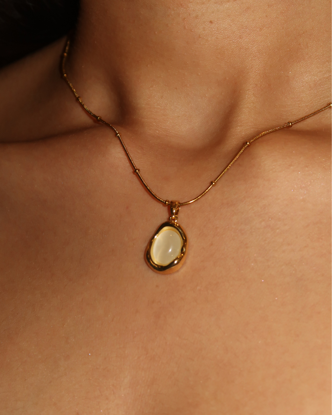 Luna Pendant